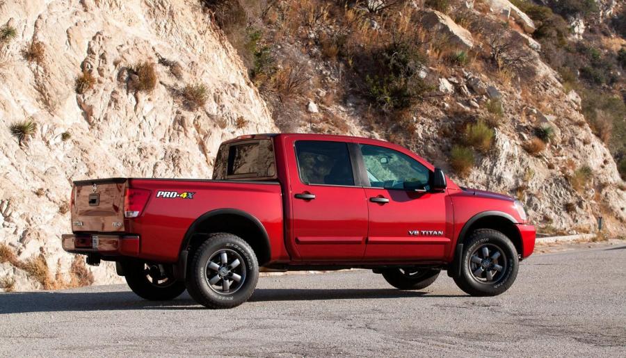  Nissan Titan Pickup 2013 года  (фото 29 из 43)